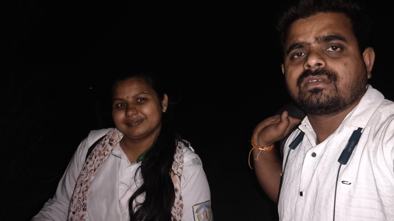 इतनी रात को मिला भूत || बहुत रात हो गई आज आने वाले गद्दे में गिरने से बच्चा || desi couple vlogs 43