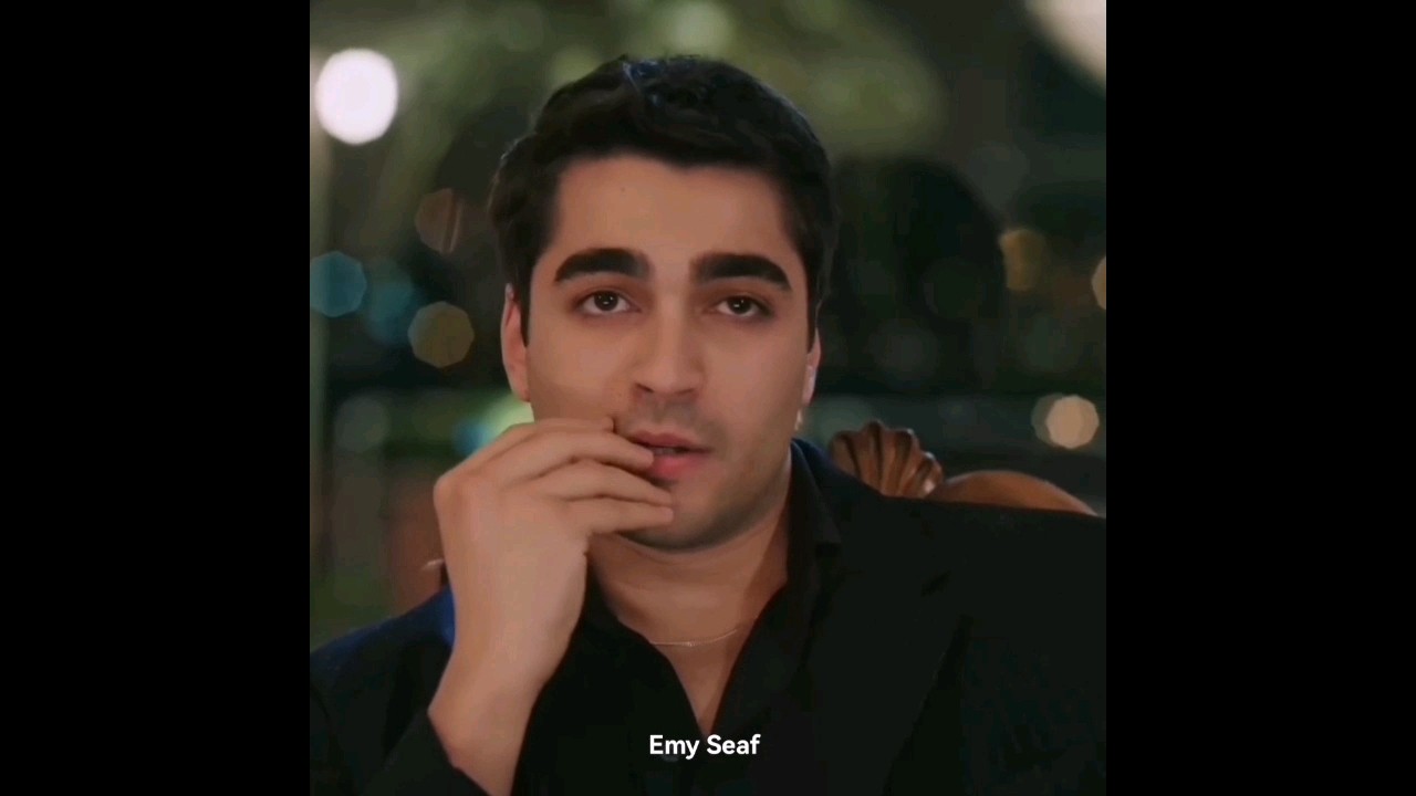 فريد بيفكر سونا علشان ماتسكب القهوة تاني😂ان كنت ناسي افكرك😂طائر الرفراف yalı çapkını /Ferit #MERT
