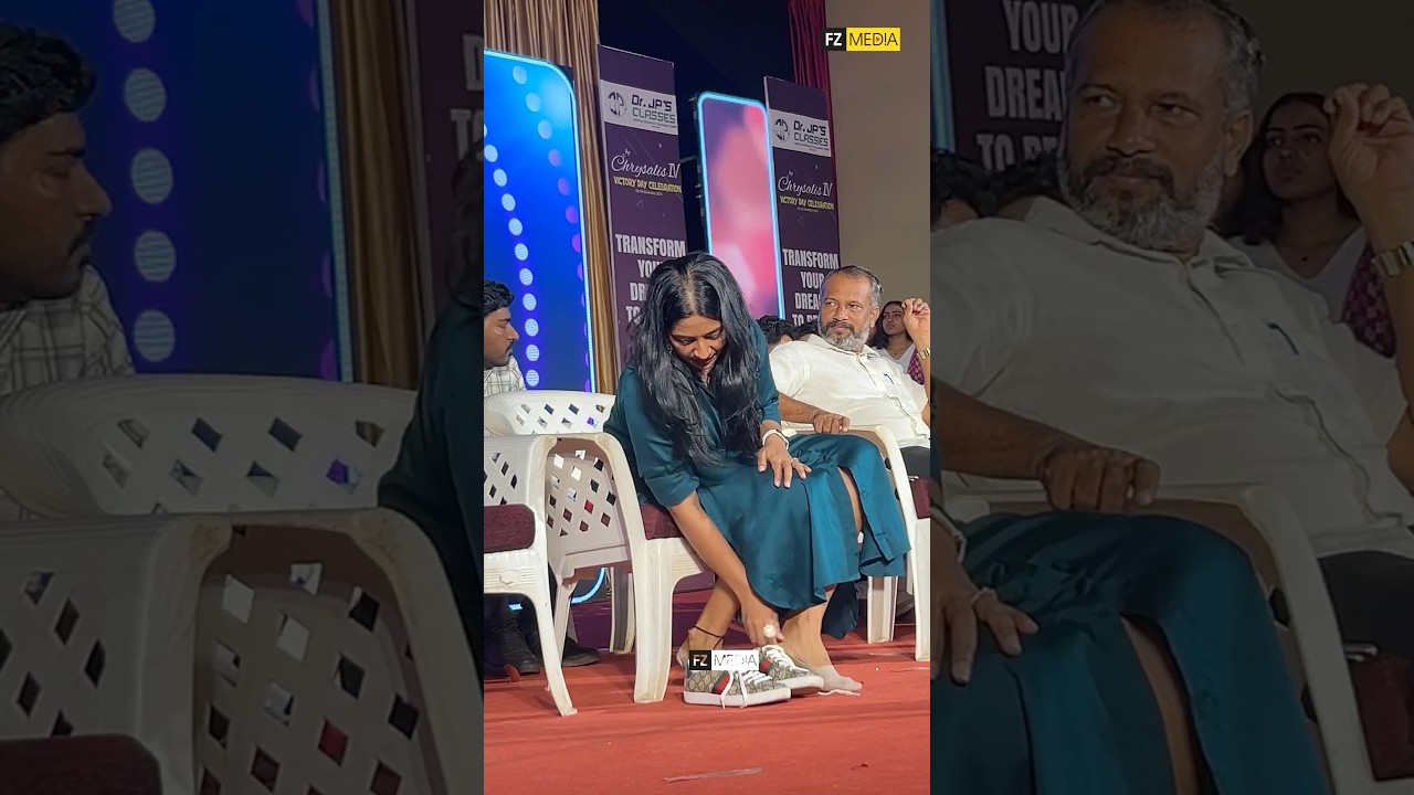 ക്യൂട്ട് ലുക്കിൽ വില കൂടിയ ശു കേട്ടുന്ന നടി നവ്യയെ കണ്ടോ ♥️🥰 actress navya nair latest