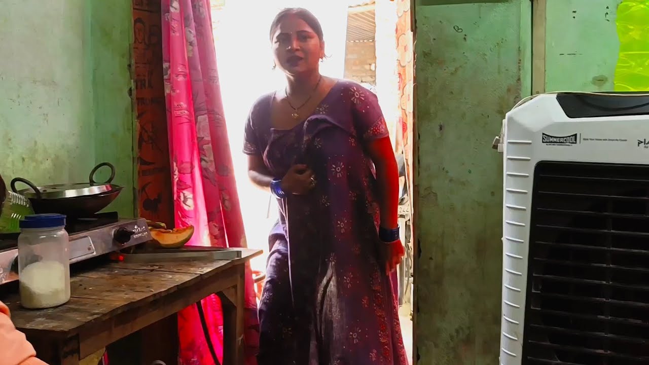 अंदर कुछ भी पहनने का मन नहीं करता है | Desi Bhabhi New Vlog Transparent Wear Video | #viral_bhabhi