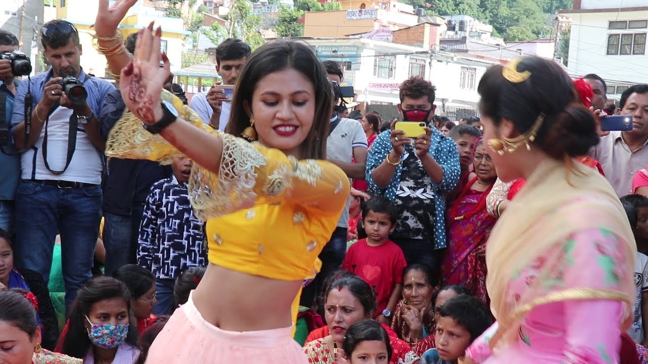 हेर्नुस तीजमा यो बर्षकै बब्बाल डान्स | Beautiful Gilrs Dancing in Teej Gulmi | Teej Dance Nepali |