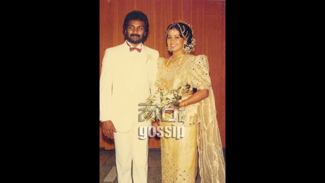 මාලනී ෆොන්සේකා ගේ විවාහයේ නොදැකපු චායාරූප | Malani Fonseka 😍