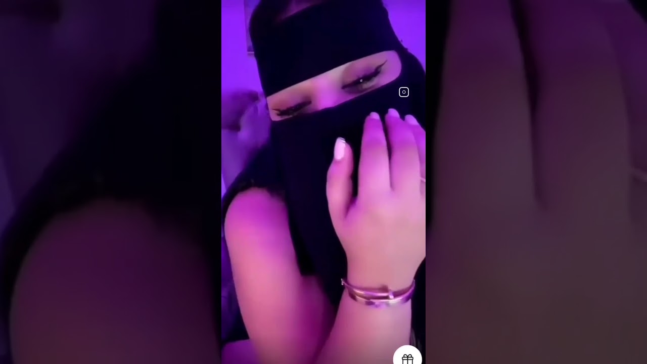فتاة عربية مسلمة جميلة ترقص التانجو مباشرة tango, strip chat, x