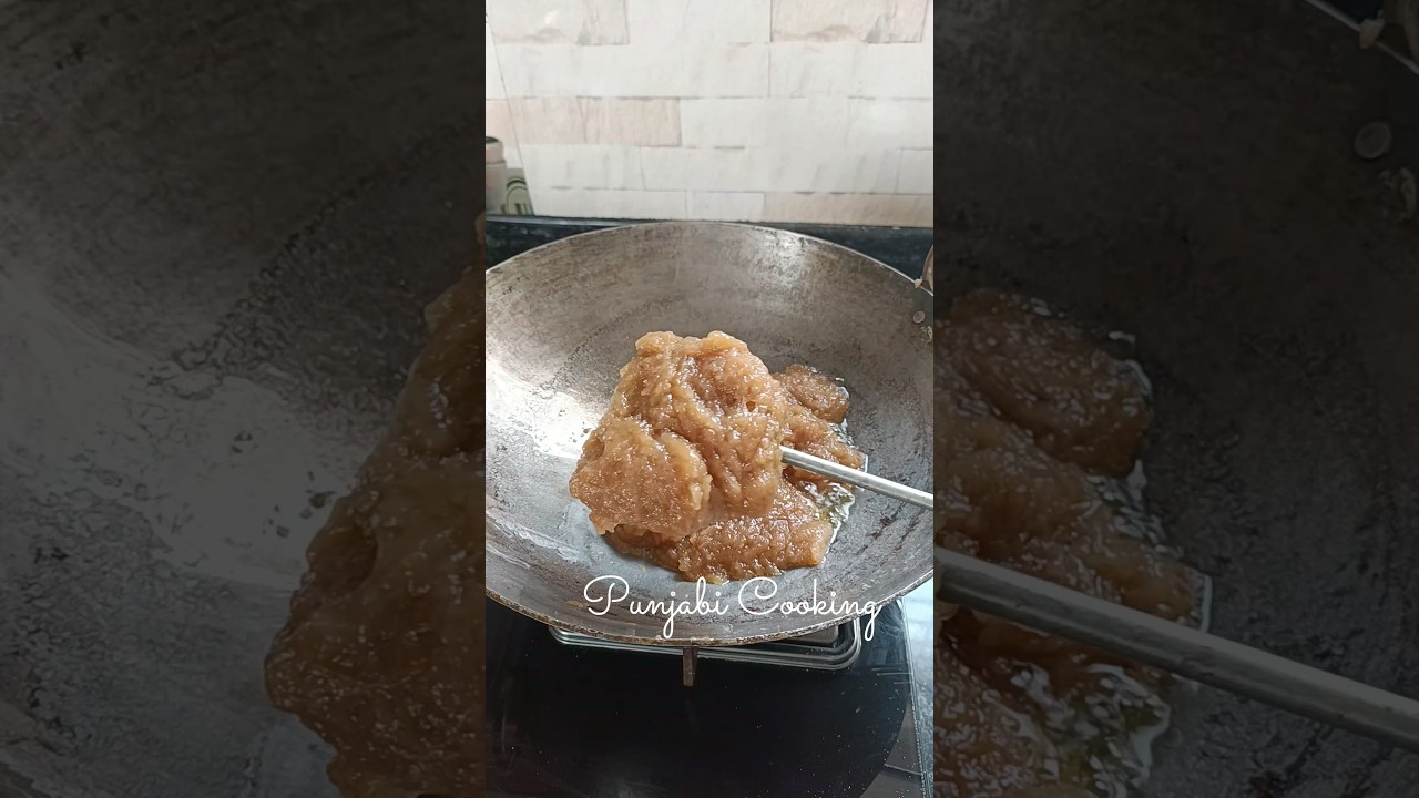 ਕੜਾਹ ਪ੍ਰਸ਼ਾਦ | कड़ाह प्रशाद | Atta Kada Parshad | Atta Halwa Recipe #shorts #food #punjabicooking