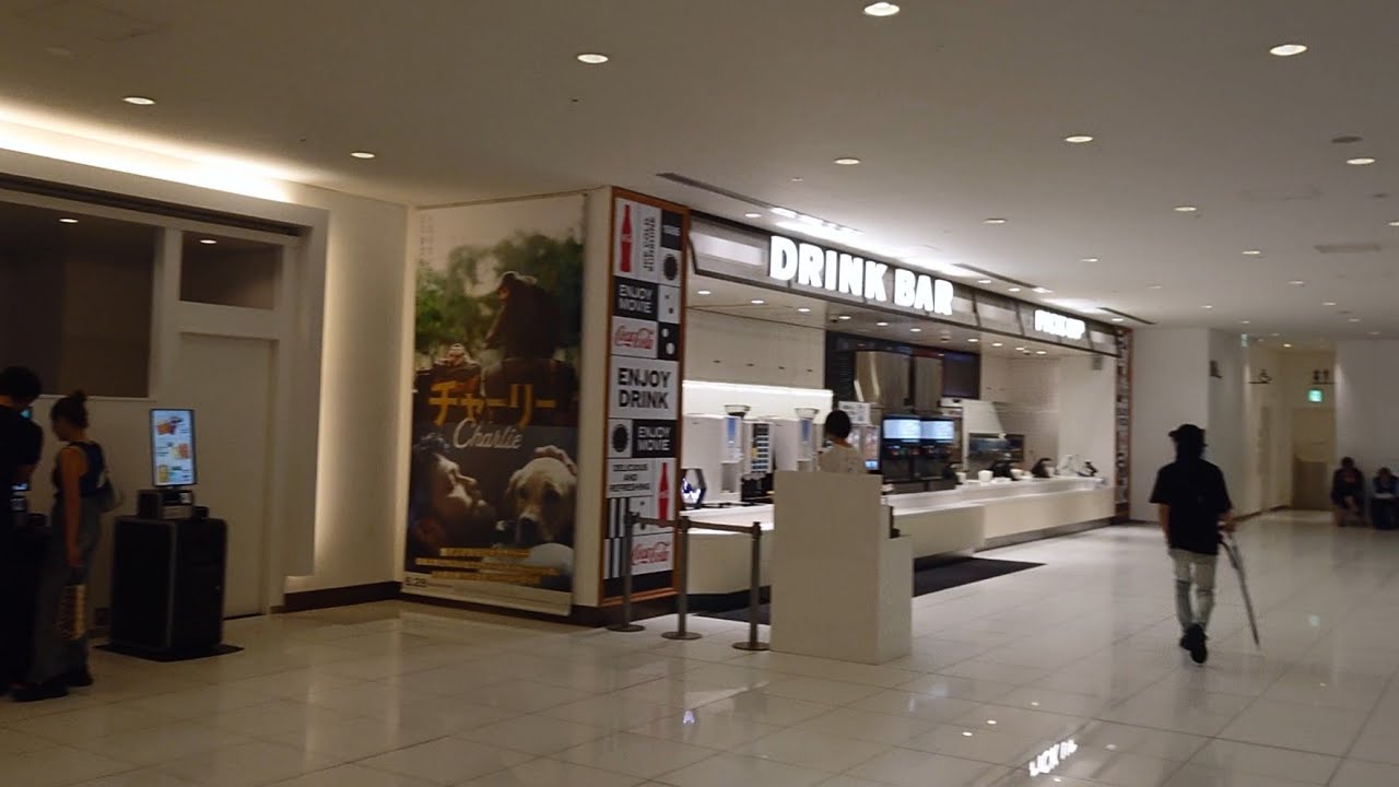新宿ピカデリー  ロビー  リニューアル完了  Shinjuku Walk
