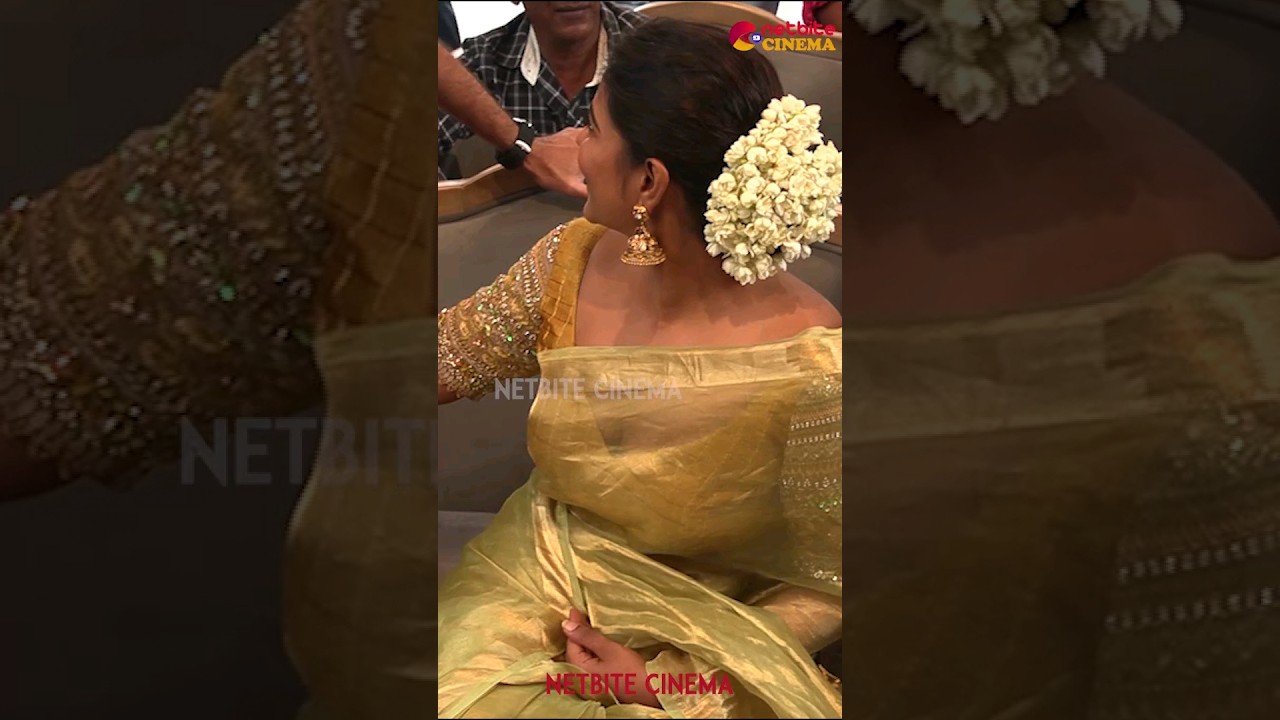 நீங்க அத பாத்திங்களா Aishwarya Rajesh cleavage Oops Moments