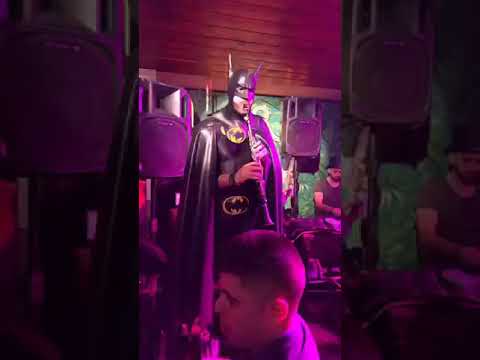 Σόλο κλαρίνο ο Batman !