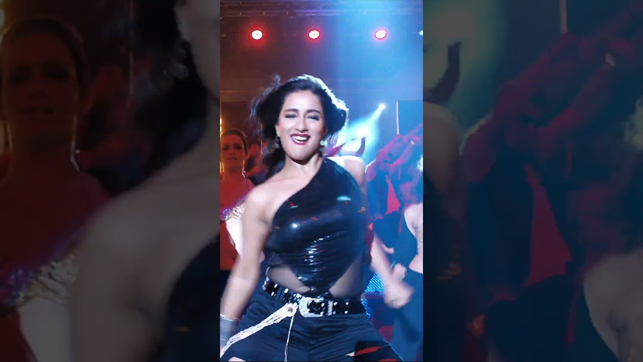 বিন্দাস হয়ে নাচ #PartyShoes #bengalisong #bengalishorts #viral #dev #bengalimovie #sayantika