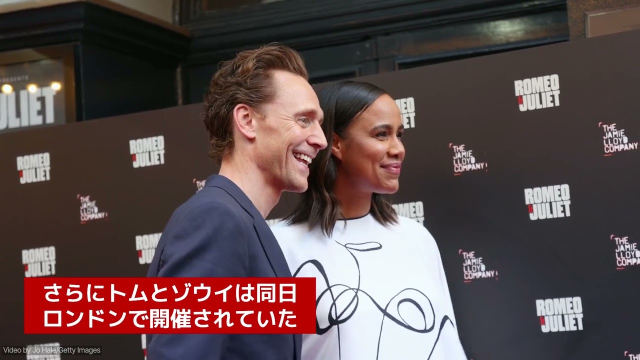 トム・ヒドルストン、第ニ子を妊娠中のゾウイ・アシュトンと共にレッドカーペットに登場
