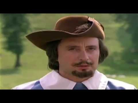 Для Атоса это слишком много, а для графа де Ла Фер — слишком мало.