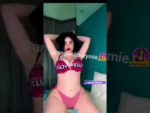 أنجي خوري وهي ترقص على الهواء