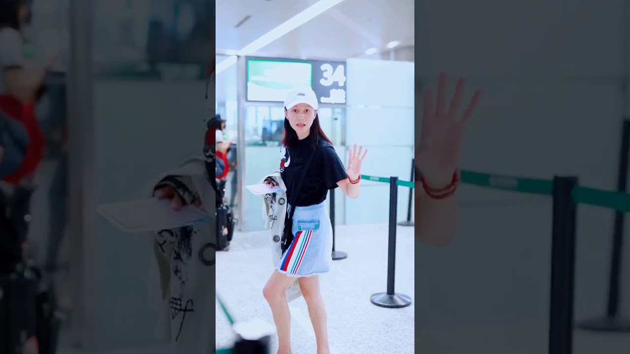 倪虹洁 好搞怪 Ni Hongjie is funny.