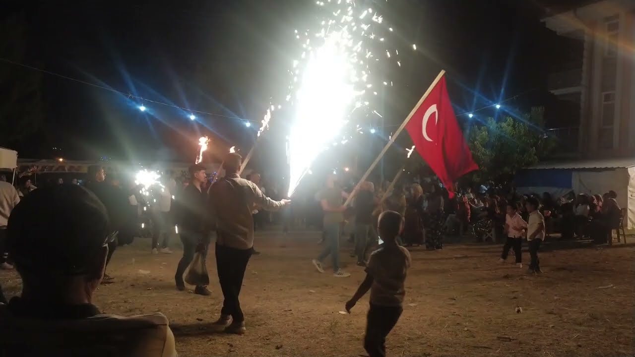 İç Anadolu Konya Cihanbeyli Düğünden Davul Zurna saz Halay