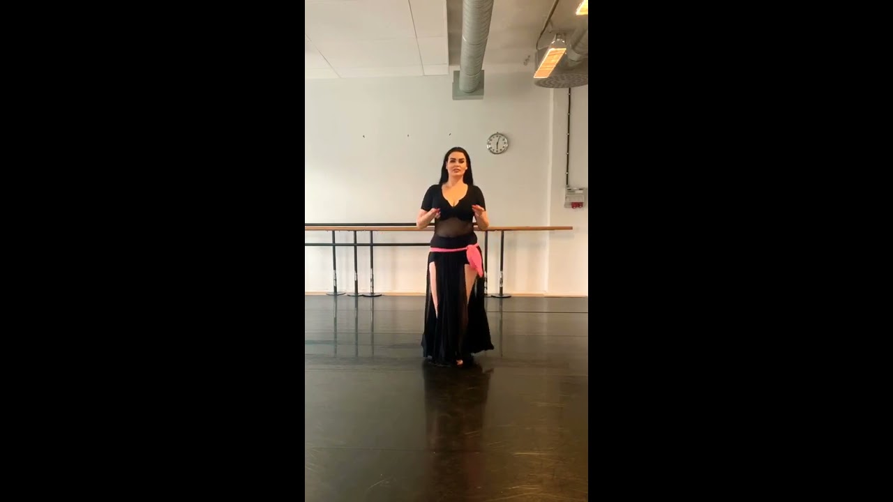 🌸 Belly dance 🌸 Raqs sharqi 🌸 Oryantal dans I 🌸 playing around with shimmies!
