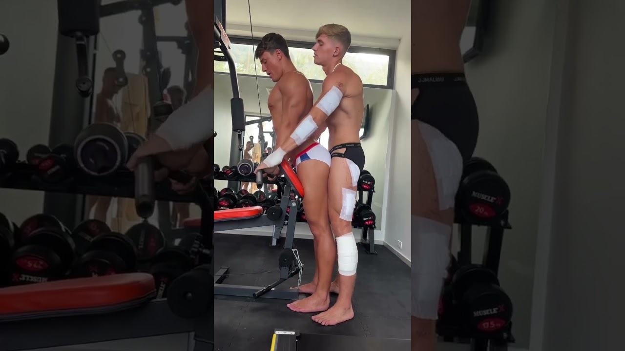🐳 #gay #gym #hunk #couple