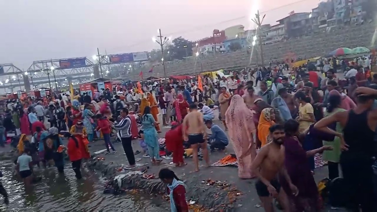 # kumbh Mela ♥️ // mahakumbh Mela ♥️ Triveni Sangam ghat ganga snan video prayagraj 💖 mahashivratri
