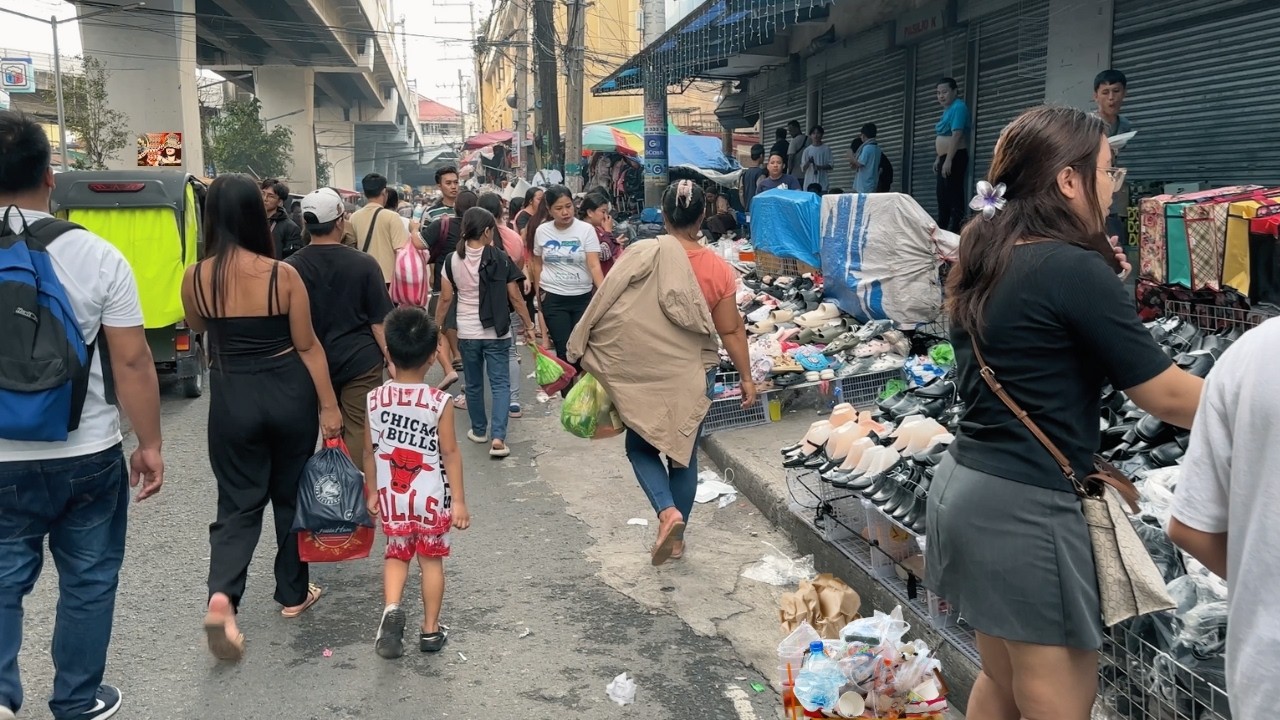 🇵🇭 Manila, Philippines: Local Life and Street Food at the Baclaran Market