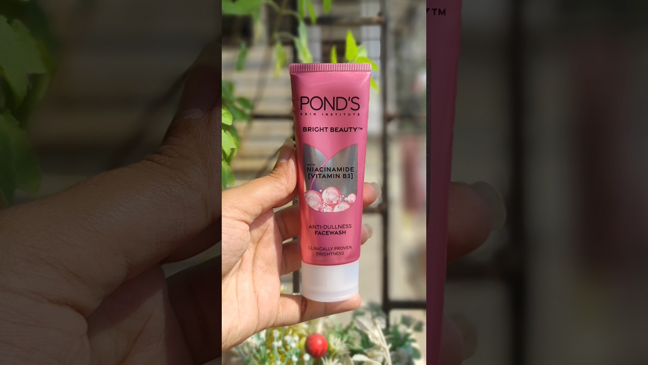 ✨ Ponds Bright Beauty Spot-Less Glow Face Wash ✨