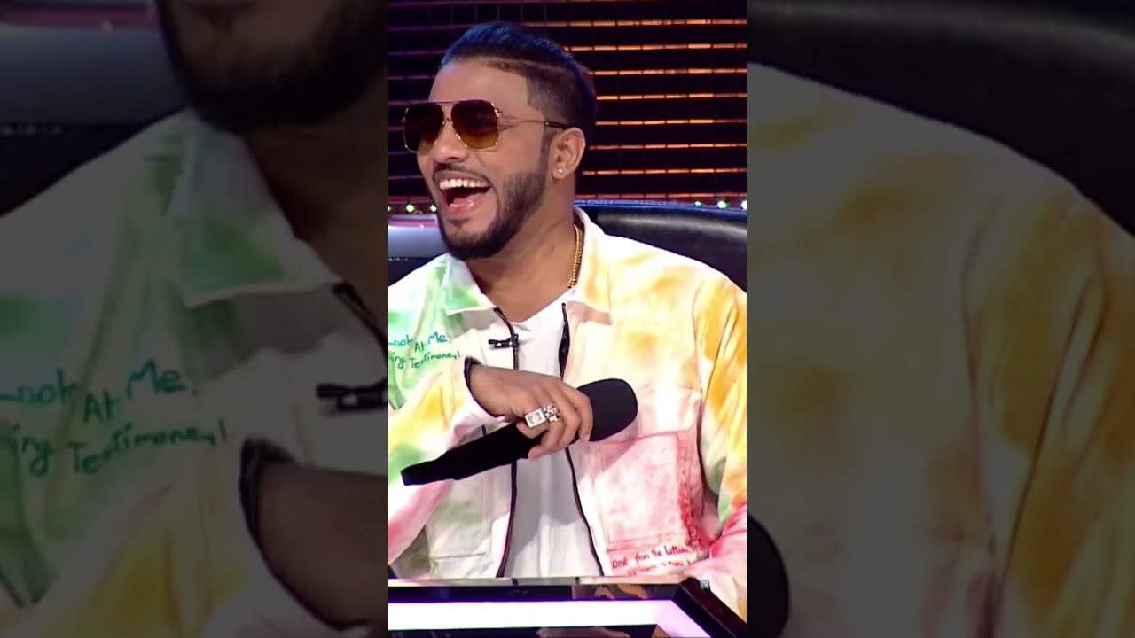 😂 #Raftaar naughty jokes on national TV 😝 on #Agsy’s lyrics #shorts
