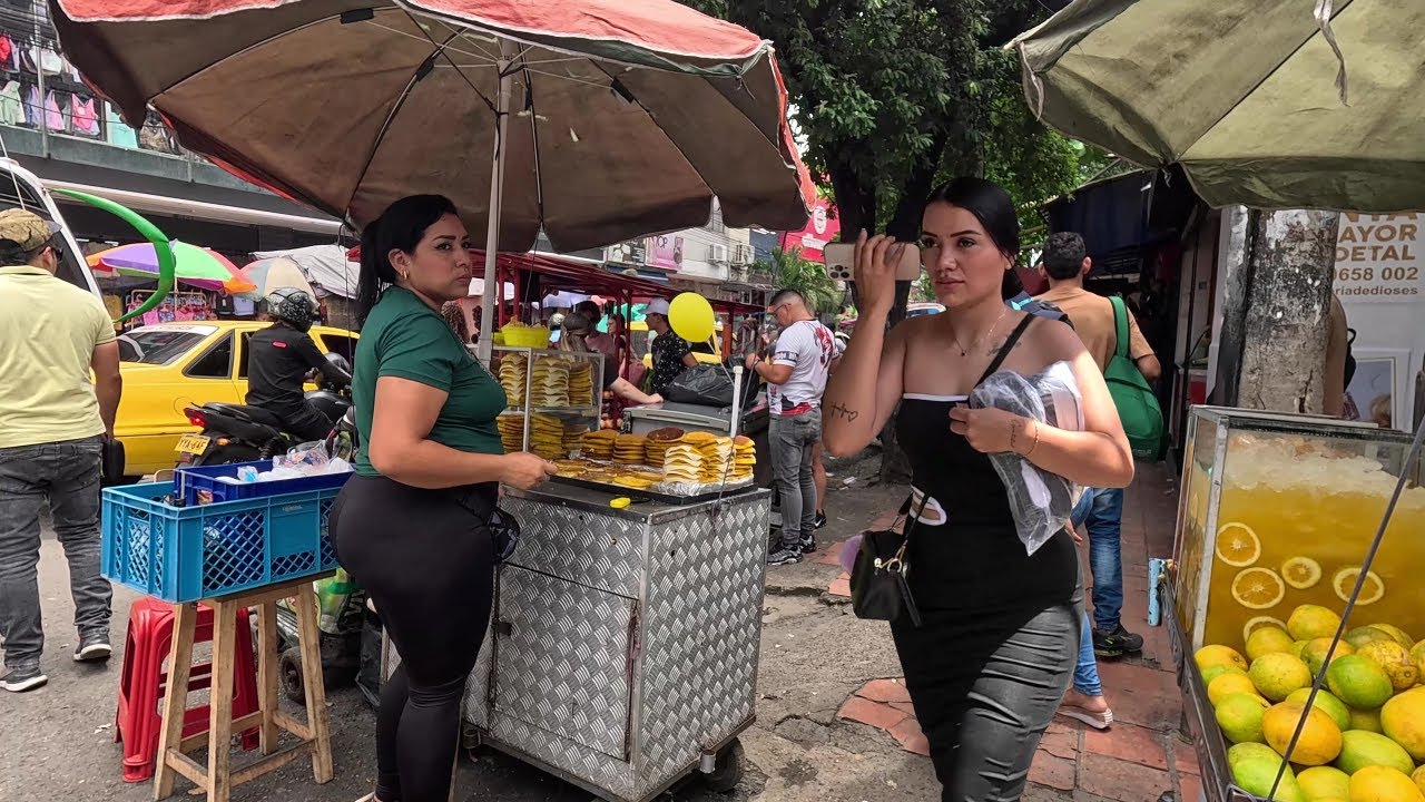 🇨🇴 What Happens on The Streets of CUCUTA Colombia
