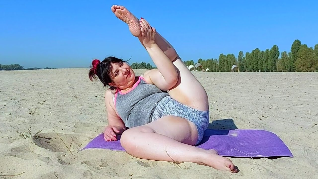 йога/спорт/розтяжка ніг/yoga/fitness/leg stretching/sports/sports for beginners/body positivity