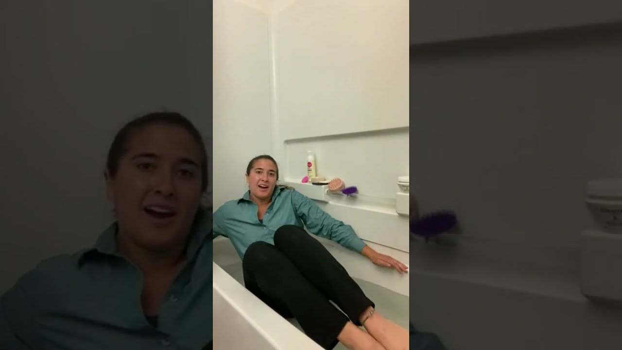 008 Wetlook in clothes