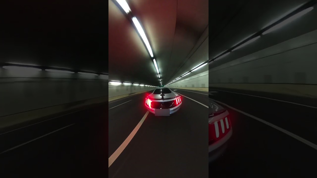 1000 HP Mustang GT goes full throttle in front of federal police!