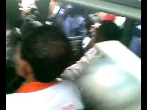 10042009 PNS rusak segel Rekap suara di Palembang