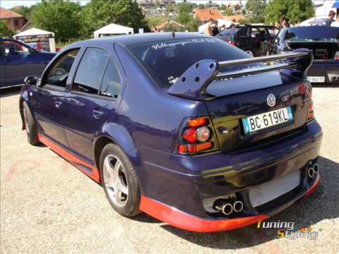 13 family stani s nama na crtu.