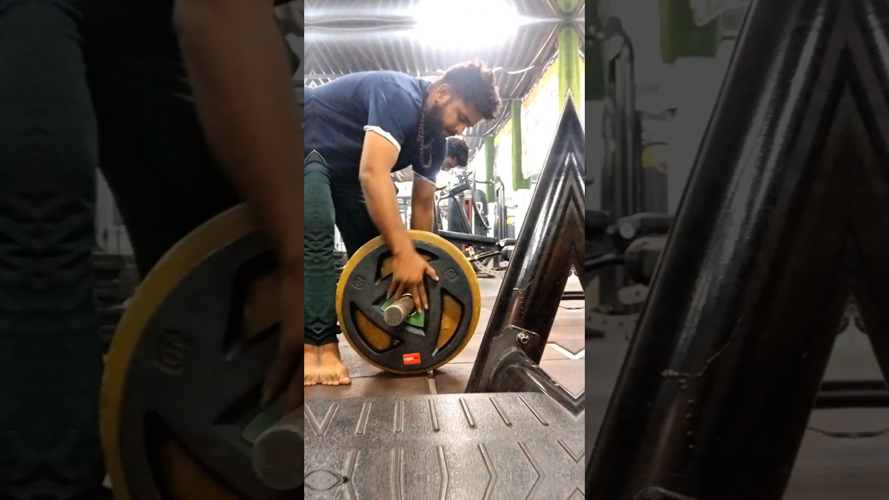 160 kg Deadlift💀 #shorts#ytshort #youtubeshorts#gymvideo 🏋️🔥#workoutmotivation😈