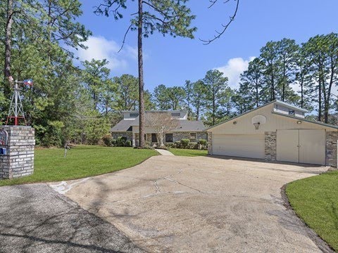 162 E Pinecrest, Brookeland, TX, 75931