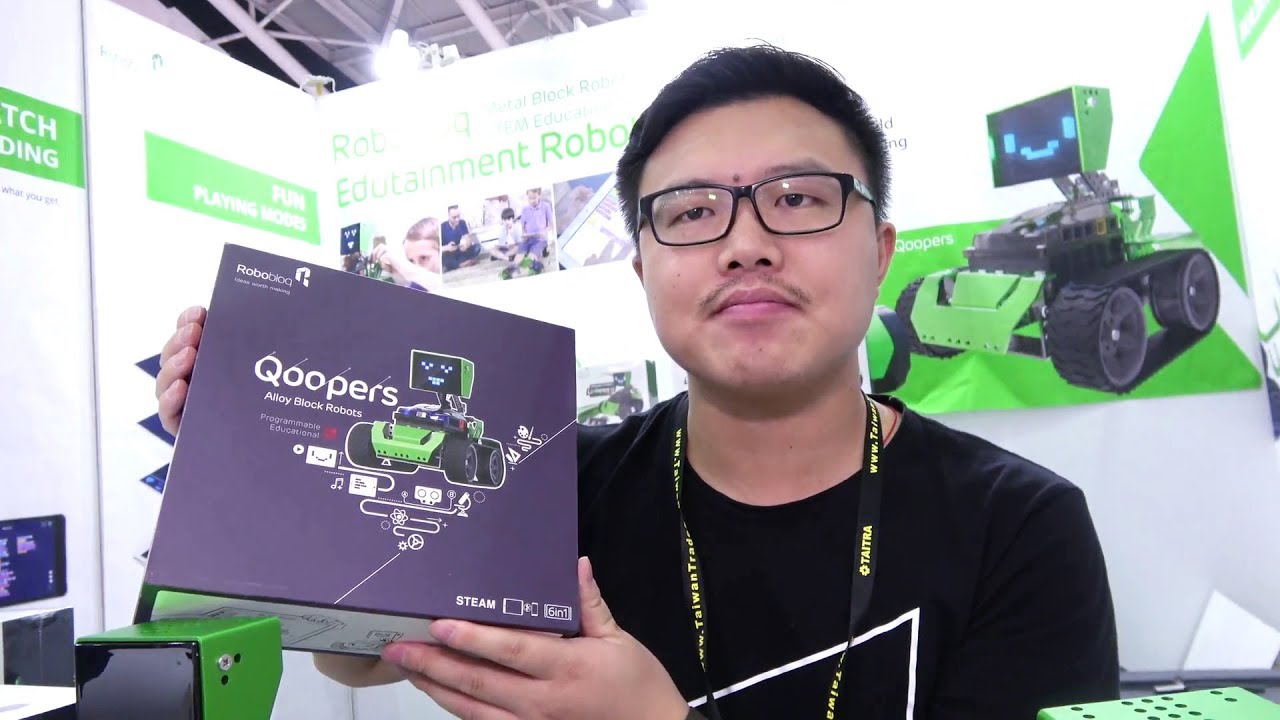 $170 ROBOBLOQ Programmable Metal Robot Qoopers Kit, $90 Q-Scout and Q-Elephant