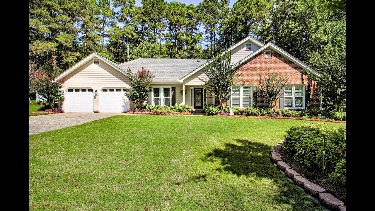 1708 Yarborough Dr Peachtree City, GA