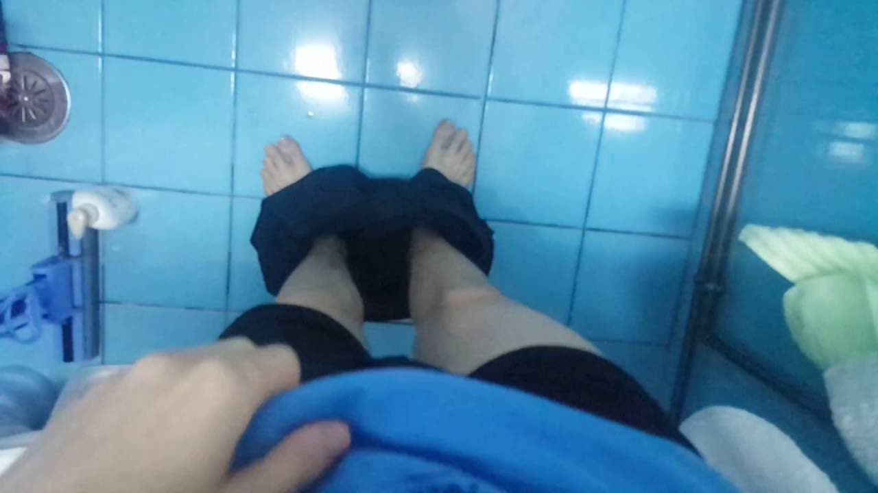 18++ How to Take a Bath (WARNING NUDITY)