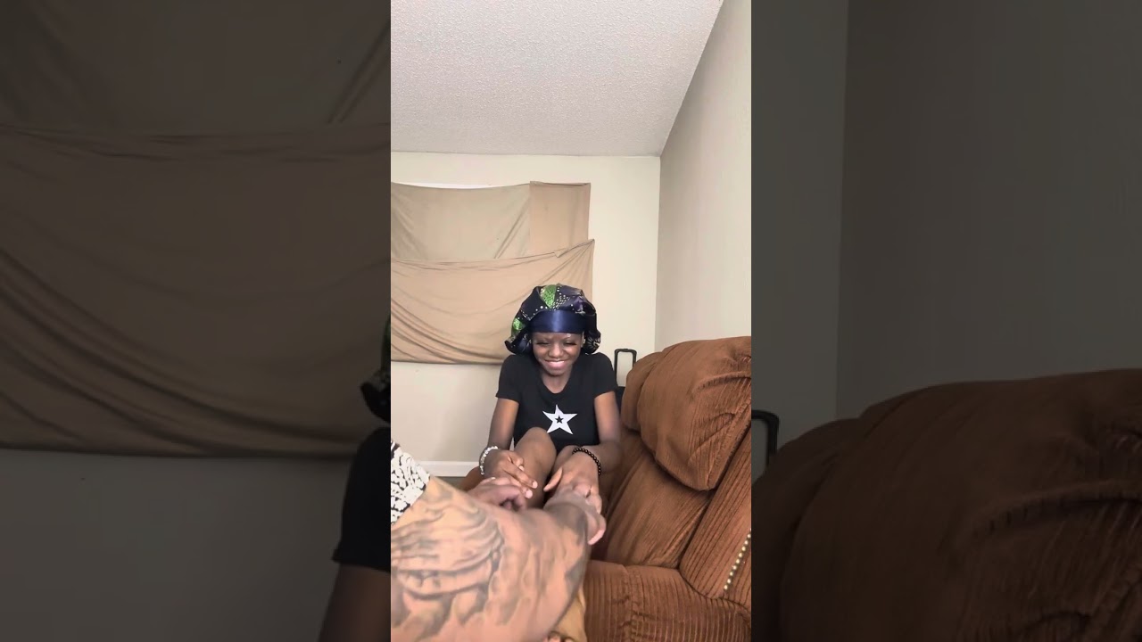 18 year old Jasmine’s Tickle Challenge