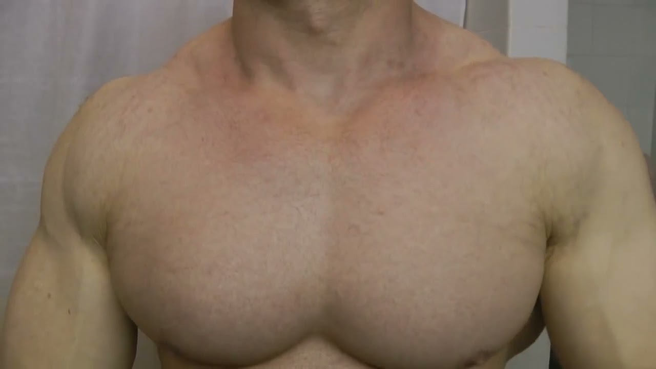 18 yo Bodybuilder Massive Chest HD