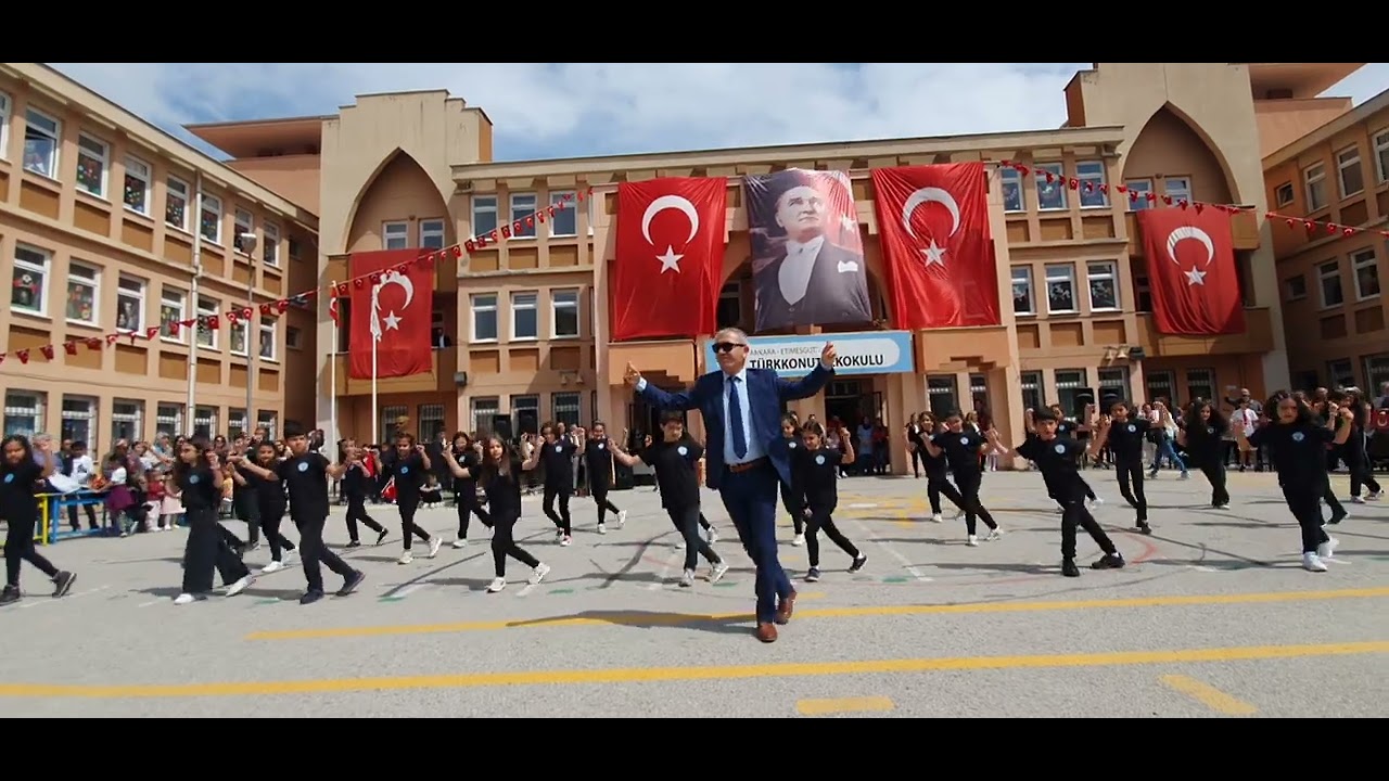 19 Mayıs Atatürk'ü Anma Gençlik ve Spor Bayramı Erik Dalı Gevrektir Oyunu