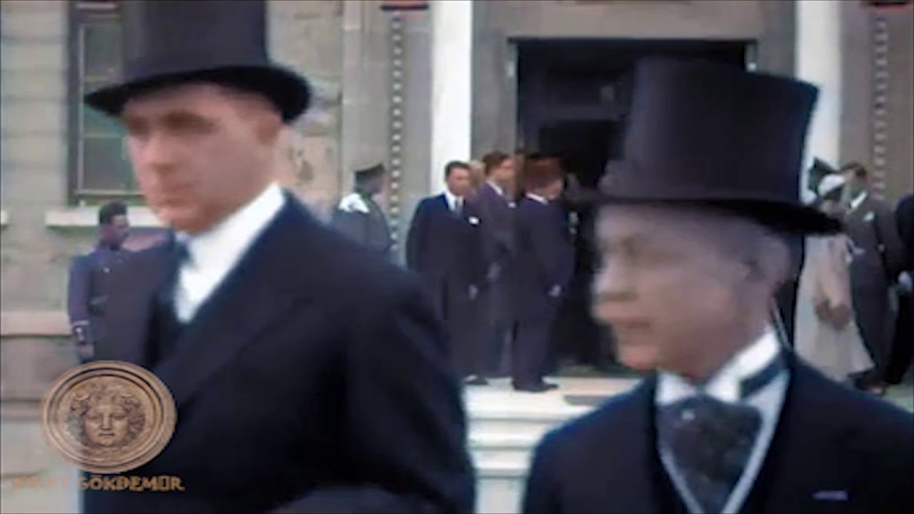 1933 - Cumhuriyet'in 10.Yıl Kutlamaları Ve  İsmet İnönü ile Kemal Atatürk'ün Söylevleri