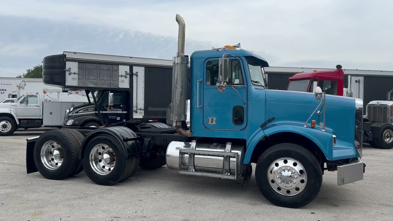 1997 FREIGHTLINER FLD120 For Sale