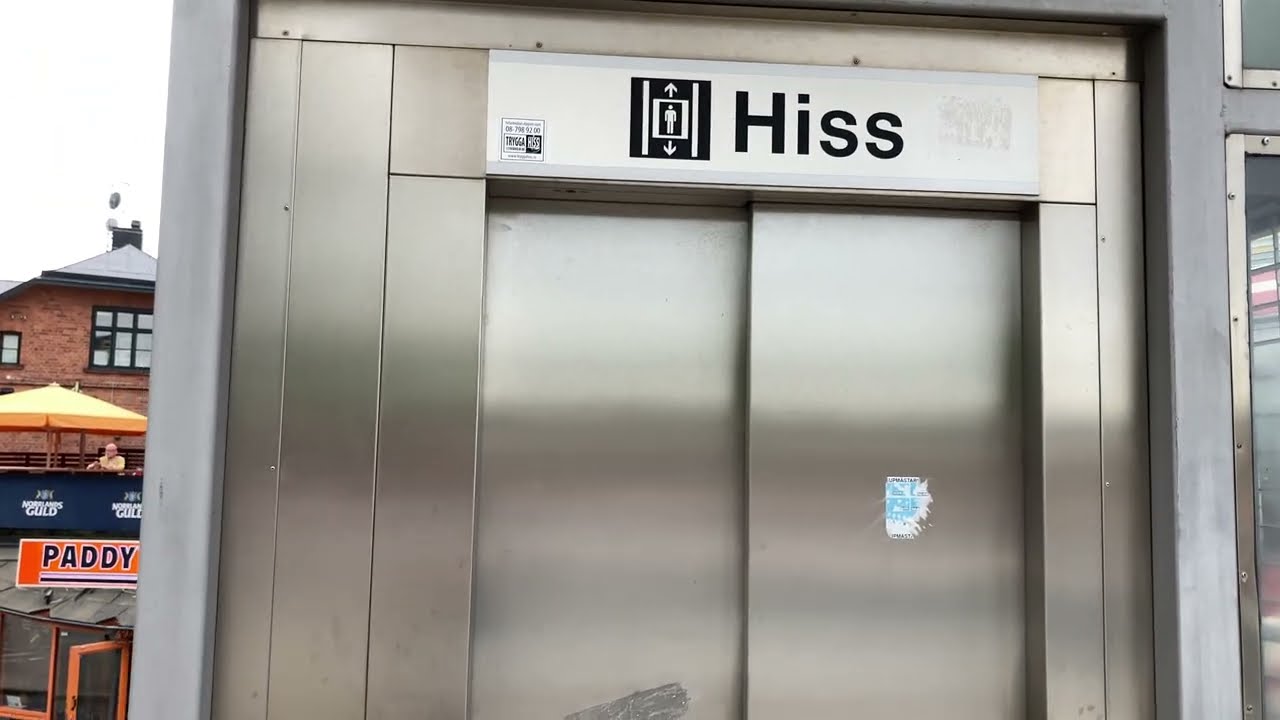 1999 Schindler (mod. by: Trygga Hiss / HW) Hydraulic Elevator @ Bus-Station, Sollentuna, Sweden.