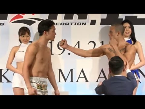 この2人。空気感がヤバい   可愛いラウンドガールの表情に注目(RIZIN/切り抜き)