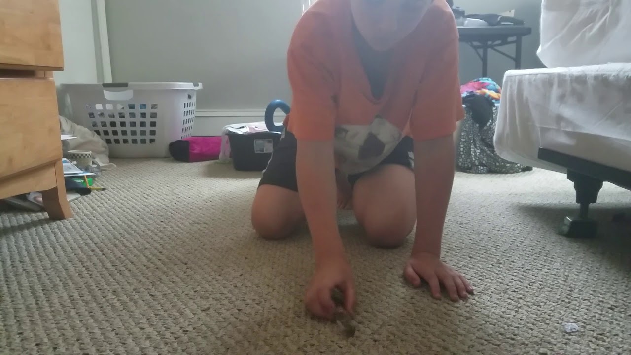 2 & 1/2 inch feet flip and bottle flip challenge👞👞