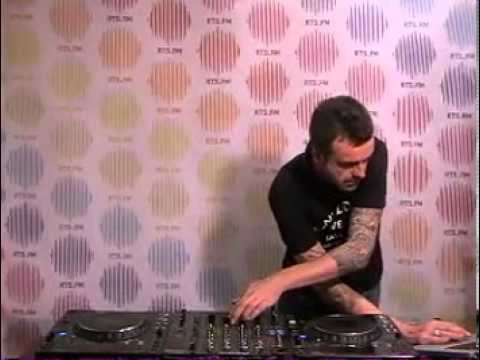 20:00:00 - Funk D Void @ RTS.FM SPB Studio - 27.02.2010: DJ Set