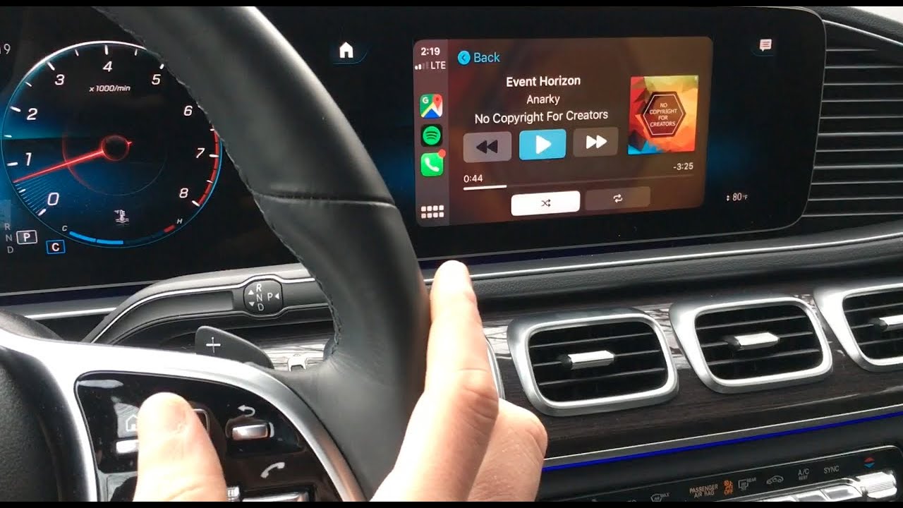 2021 Mercedes Benz GLE Apple CarPlay Tutorial (So Close To Perfection!!)