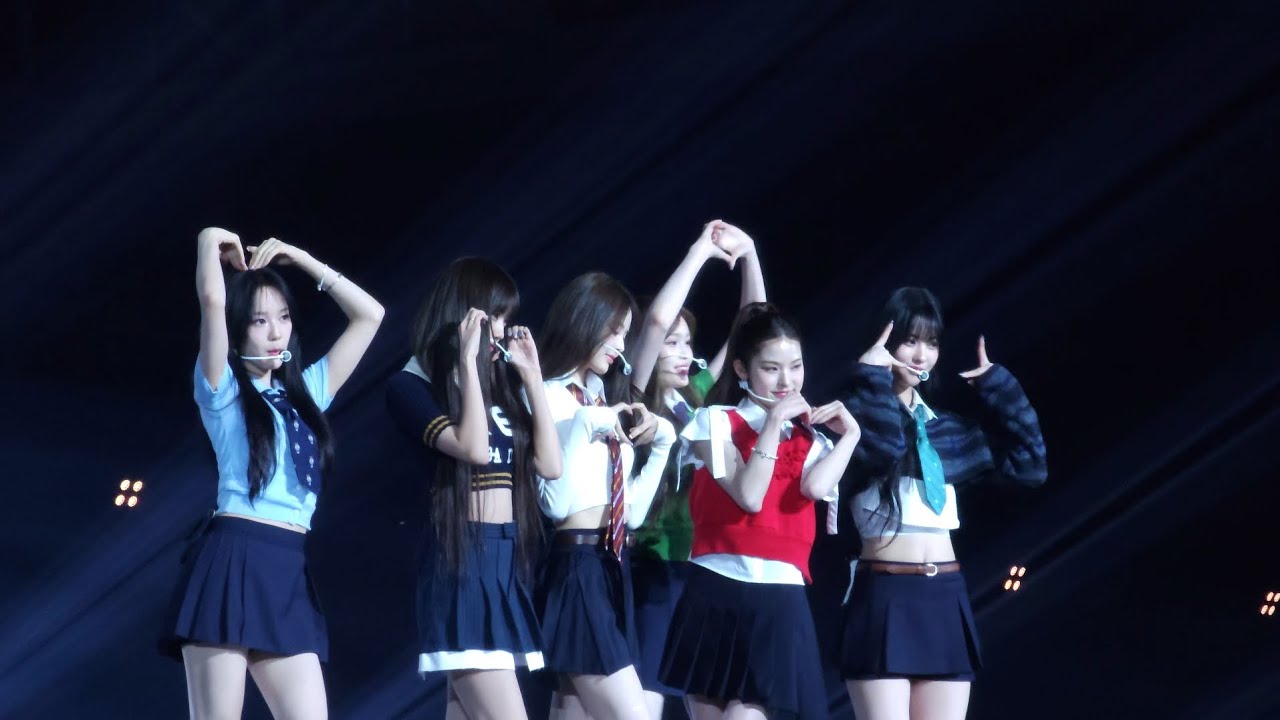 20250510 kcon izna cover stage [SIGNAL]