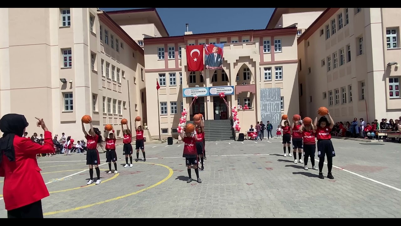 23 NİSAN BASKET GÖSTERİSİ - YAVUZ SULTAN SELİM İLKOKULU  7 A ŞUBESİ