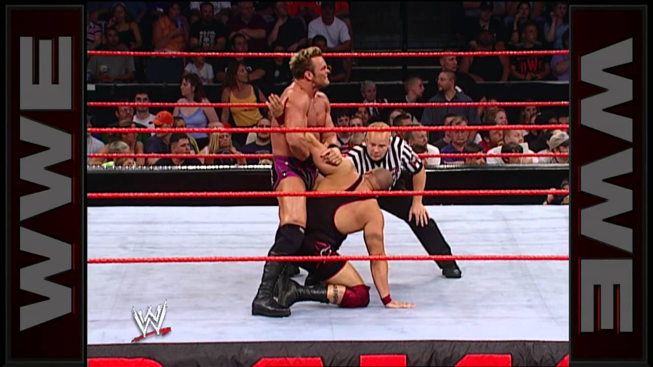 3 Minute Warning make their debut: Raw, July 22, 2002