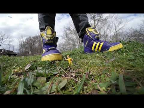 360° (try to move it ;) )Giant stomps tinies