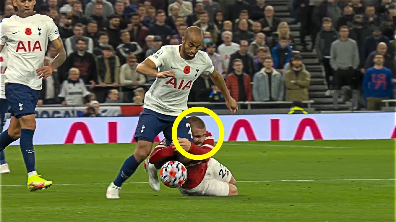 40+ Players Humiliated by Lucas Moura