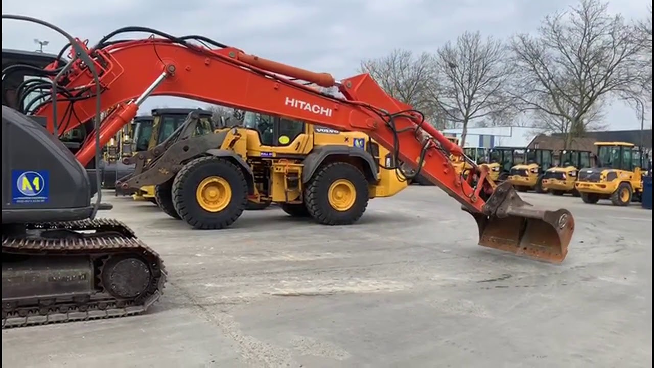 (4093) Hitachi ZX135 Kettenbagger